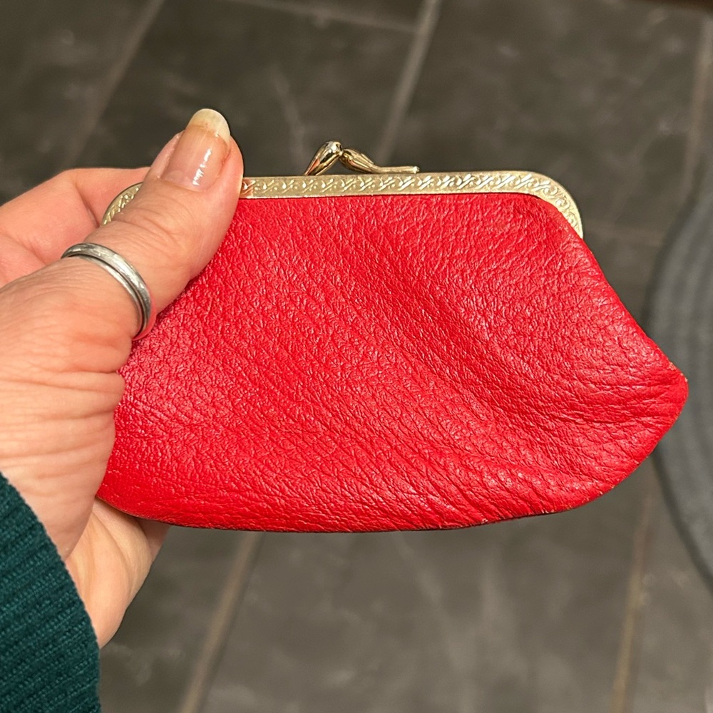 Vintage red leatherette coin purse